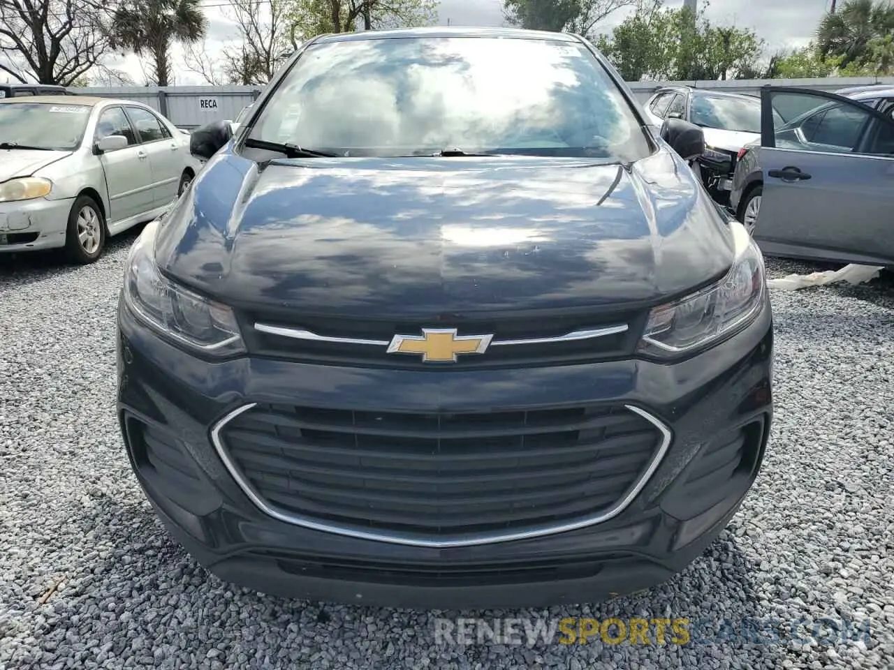 5 Photograph of a damaged car KL7CJKSB3LB059828 CHEVROLET TRAX 2020