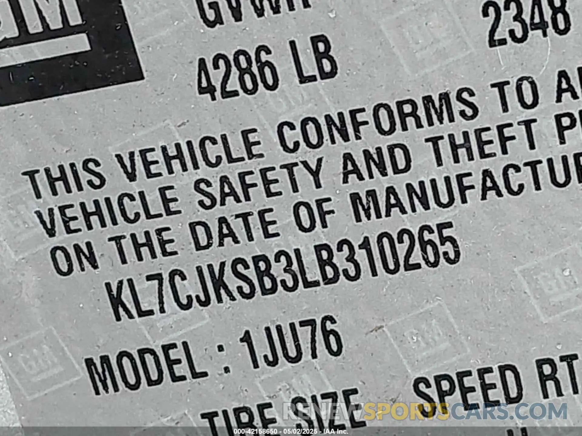 9 Photograph of a damaged car KL7CJKSB3LB310265 CHEVROLET TRAX 2020