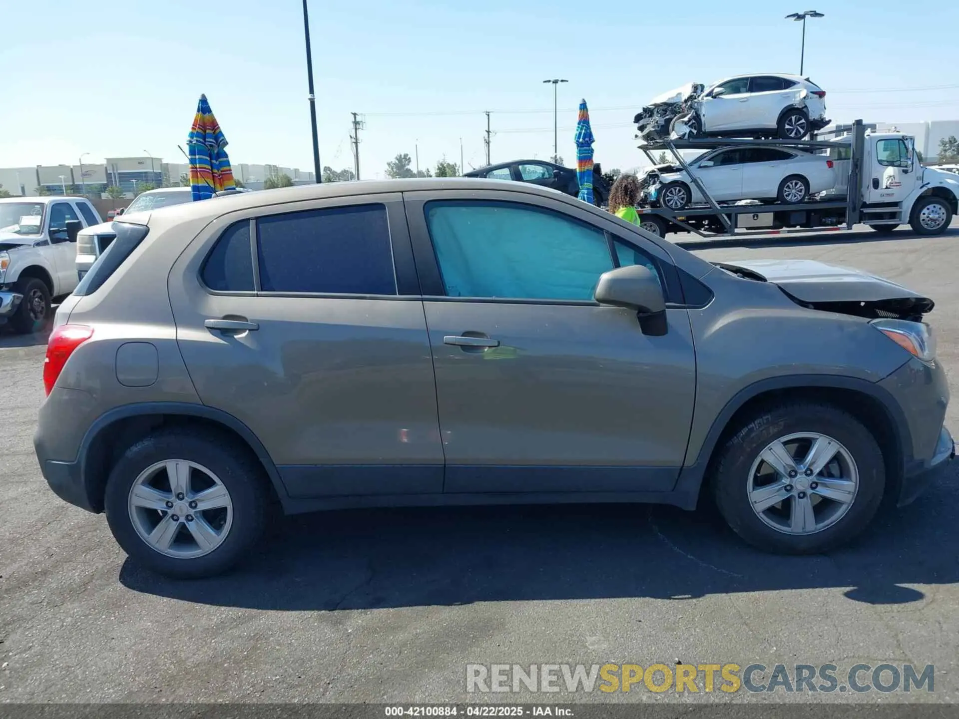 14 Фотография поврежденного автомобиля KL7CJKSB3LB353522 CHEVROLET TRAX 2020