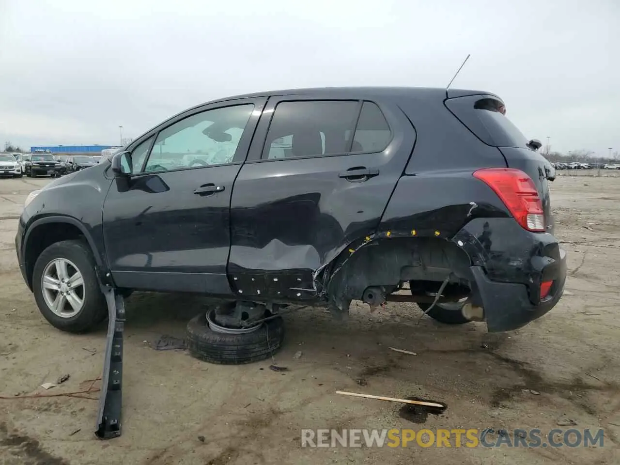 2 Photograph of a damaged car KL7CJKSB4LB047591 CHEVROLET TRAX 2020