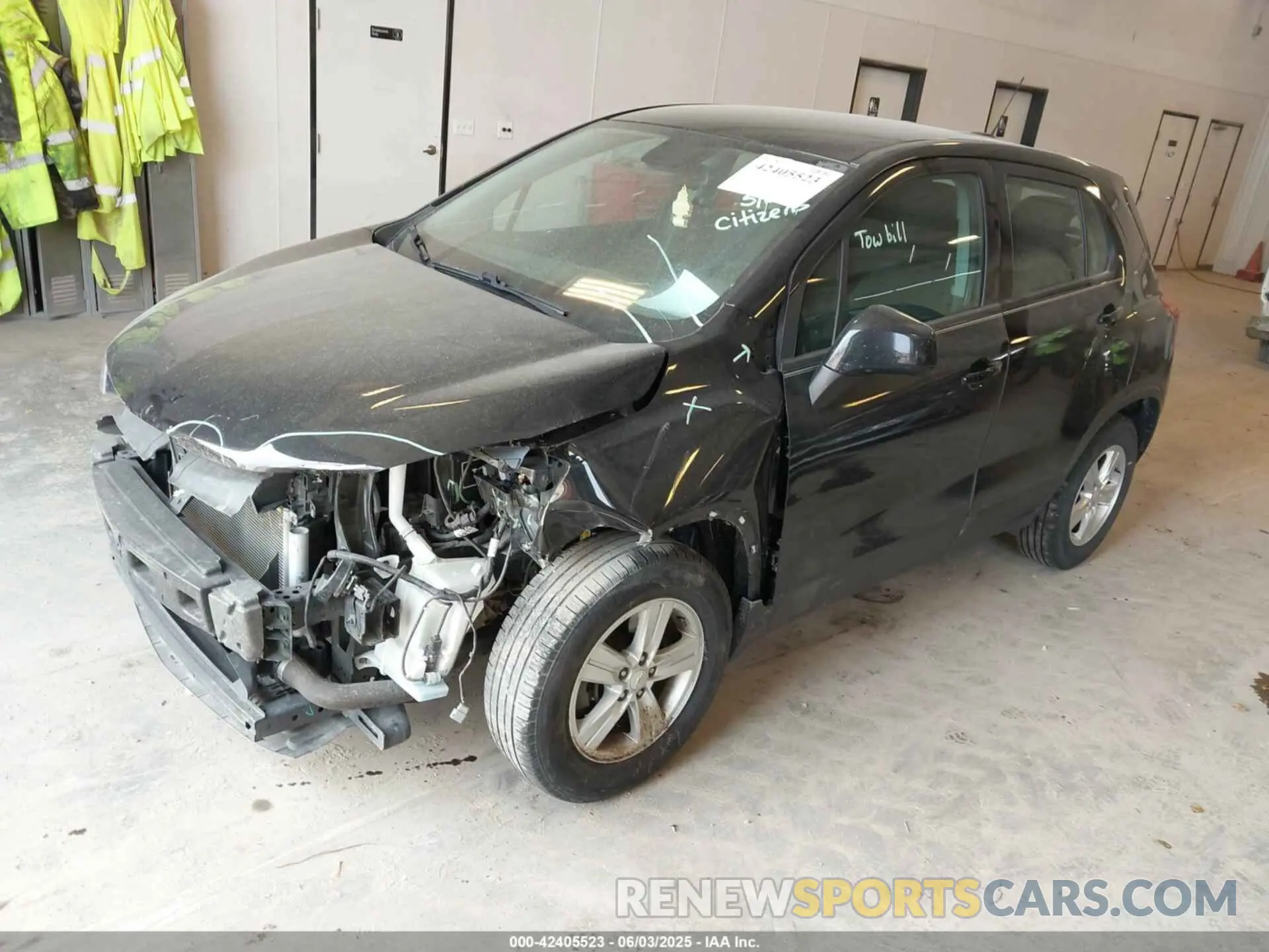 2 Photograph of a damaged car KL7CJKSB4LB086469 CHEVROLET TRAX 2020