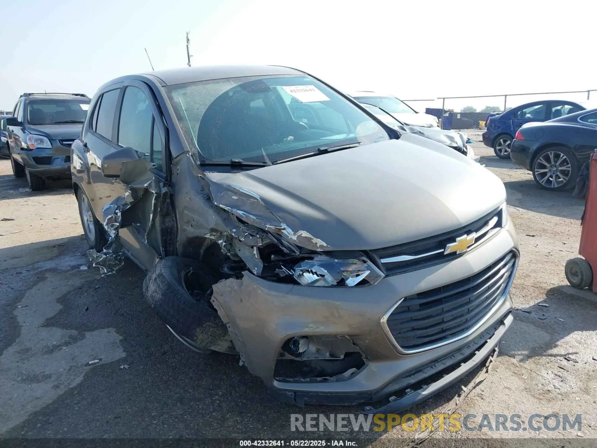 1 Photograph of a damaged car KL7CJKSB4LB334834 CHEVROLET TRAX 2020