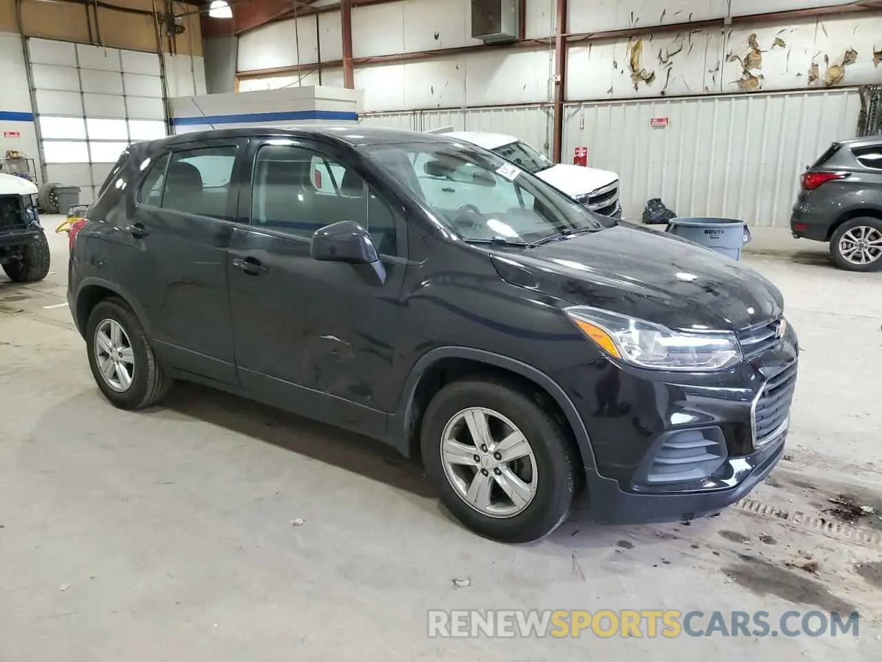 4 Фотография поврежденного автомобиля KL7CJKSB5LB090112 CHEVROLET TRAX 2020