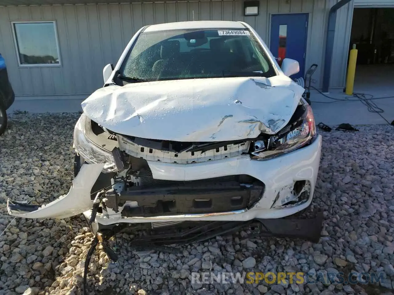 5 Photograph of a damaged car KL7CJKSB5LB318609 CHEVROLET TRAX 2020