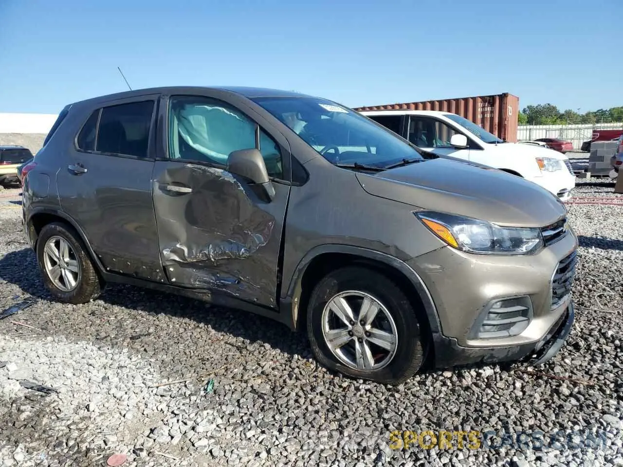 4 Фотография поврежденного автомобиля KL7CJKSB5LB336107 CHEVROLET TRAX 2020
