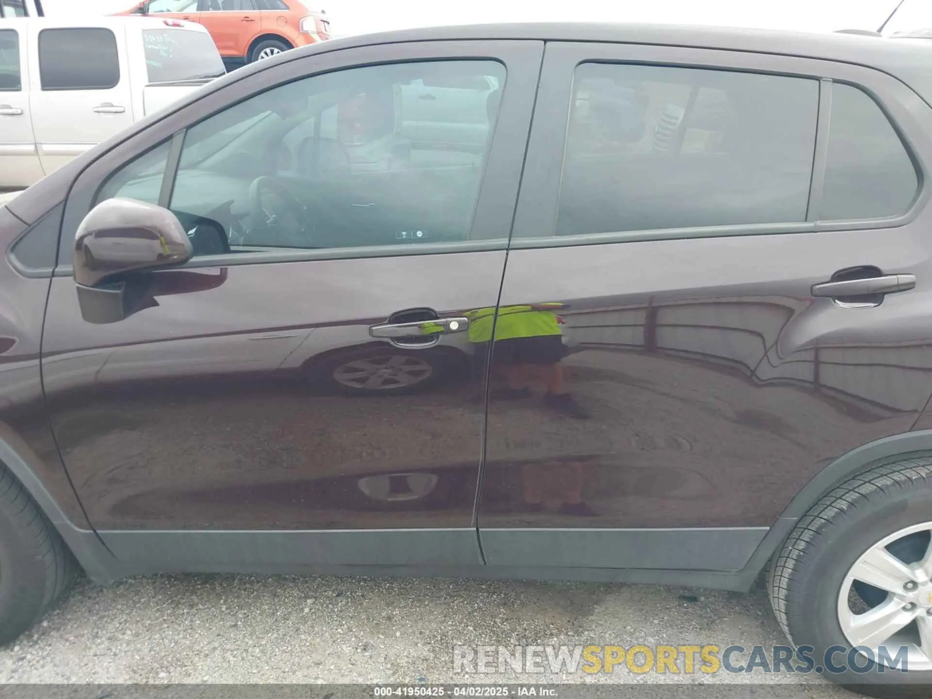 14 Фотография поврежденного автомобиля KL7CJKSB5LB352601 CHEVROLET TRAX 2020