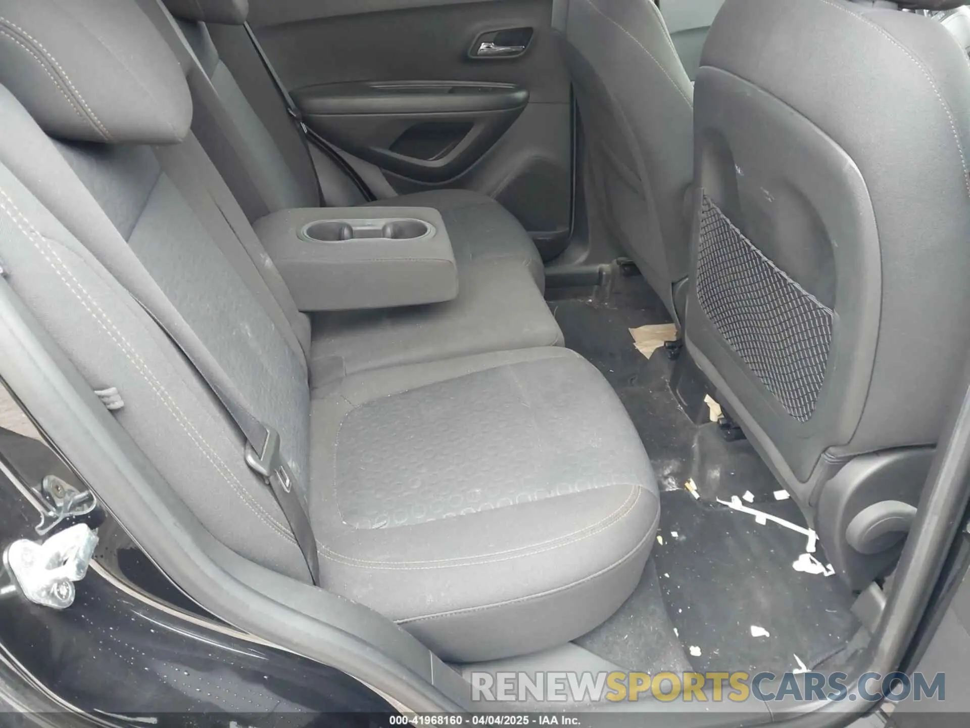 8 Photograph of a damaged car KL7CJKSB6LB033191 CHEVROLET TRAX 2020
