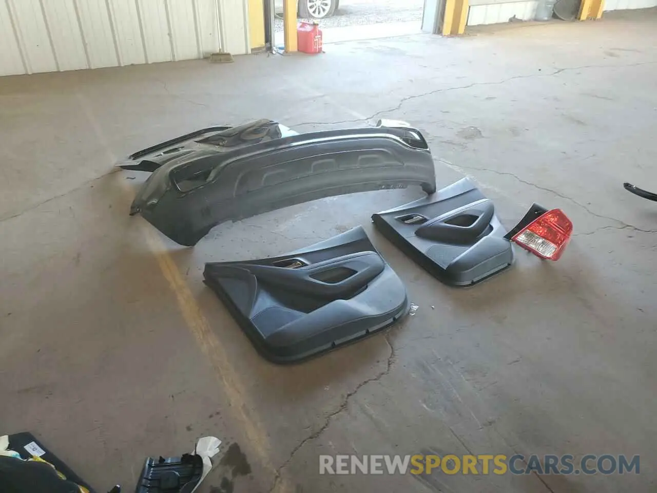 13 Фотография поврежденного автомобиля KL7CJKSB6LB038603 CHEVROLET TRAX 2020