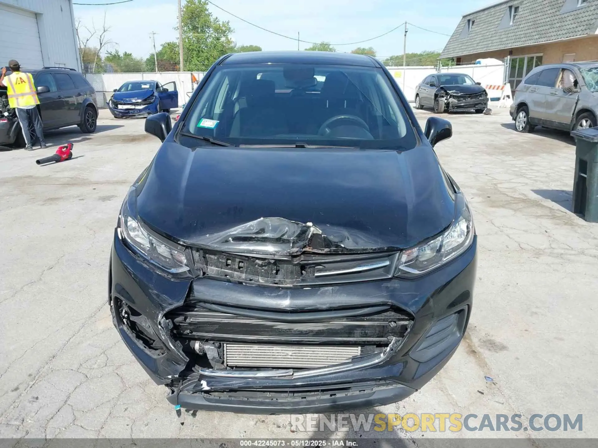 12 Фотография поврежденного автомобиля KL7CJKSB6LB337234 CHEVROLET TRAX 2020