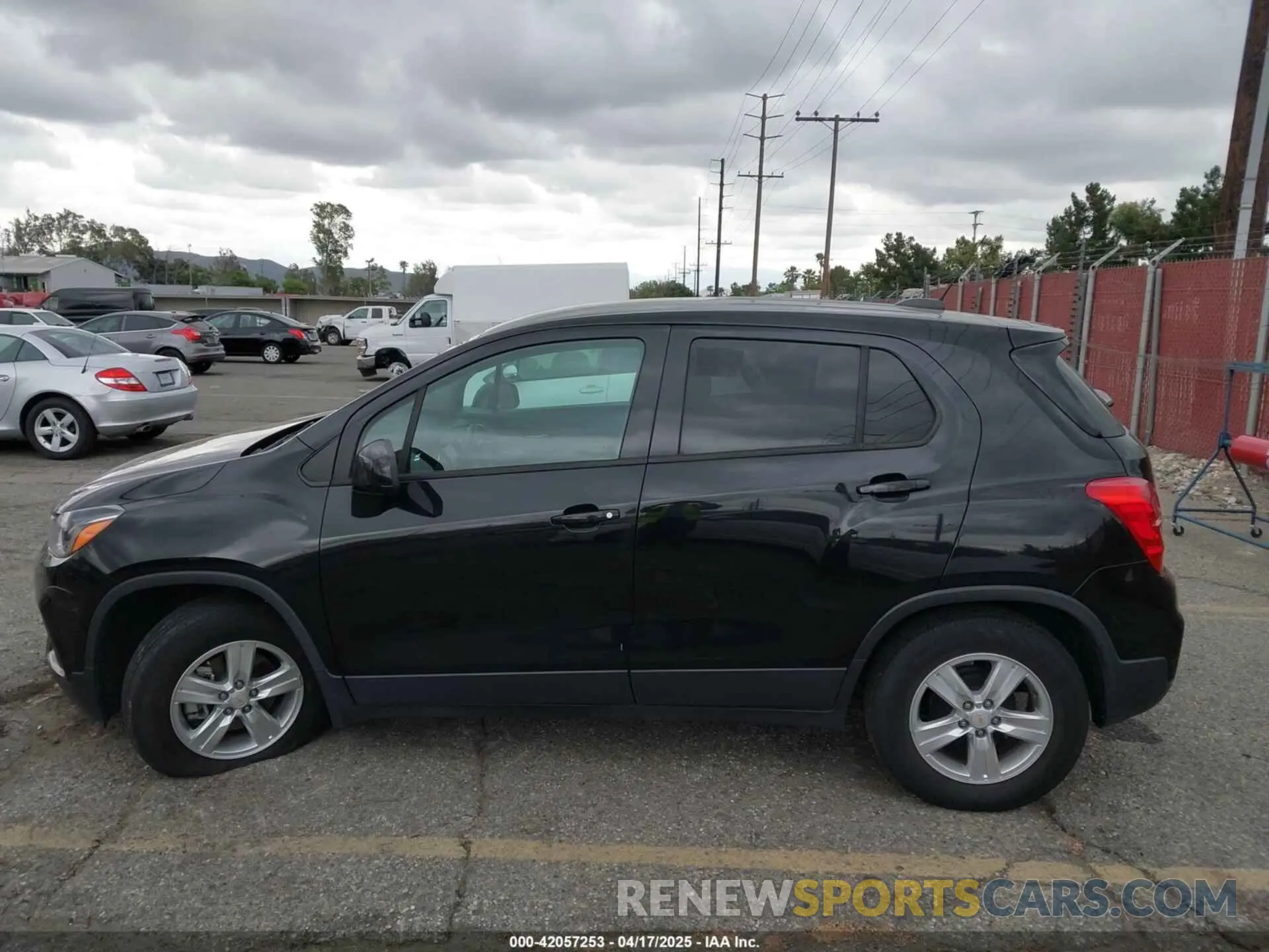 14 Фотография поврежденного автомобиля KL7CJKSB7LB037718 CHEVROLET TRAX 2020