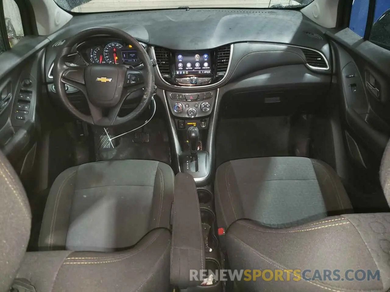 8 Фотография поврежденного автомобиля KL7CJKSB7LB087793 CHEVROLET TRAX 2020