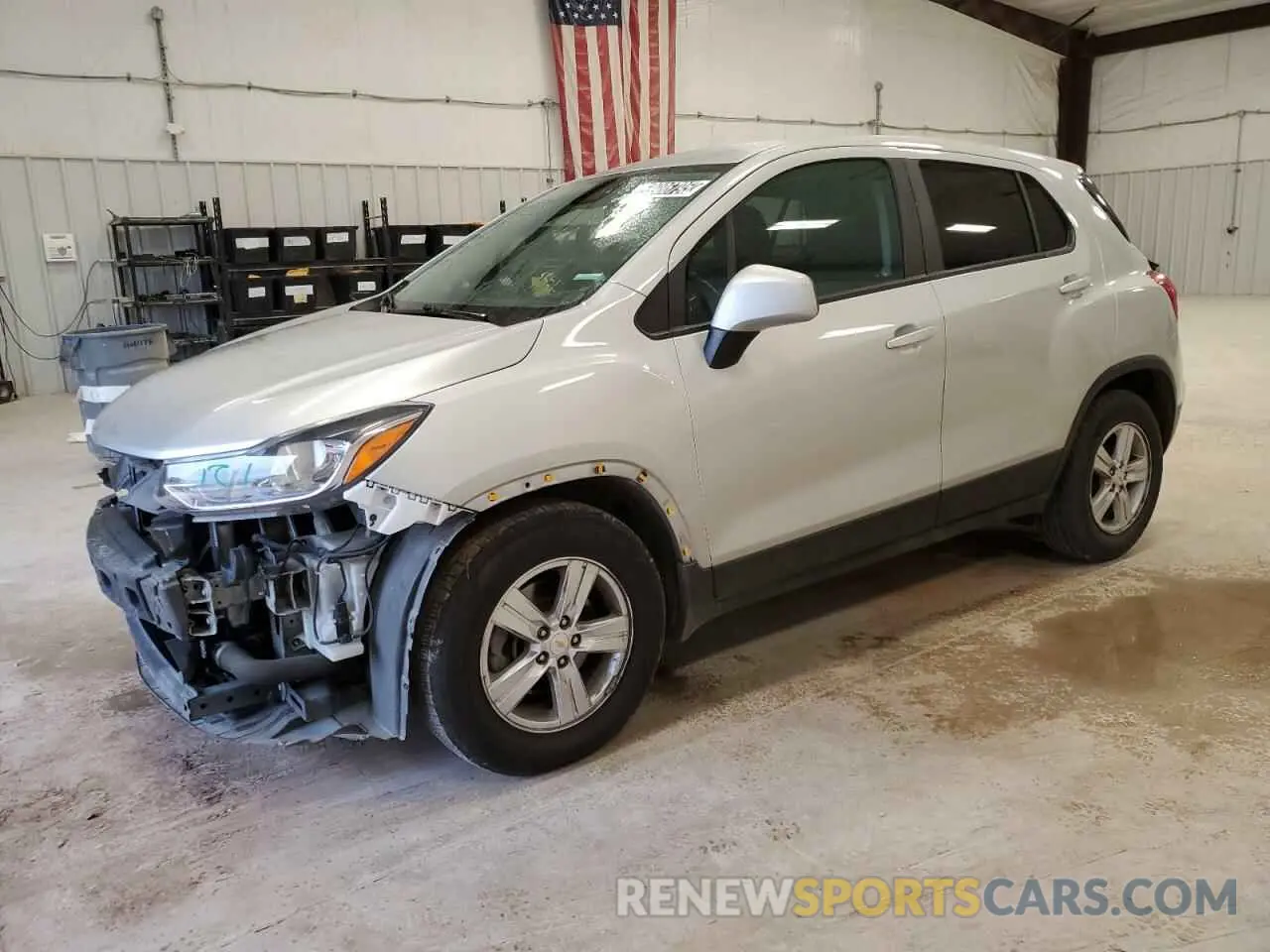 1 Photograph of a damaged car KL7CJKSB7LB317932 CHEVROLET TRAX 2020