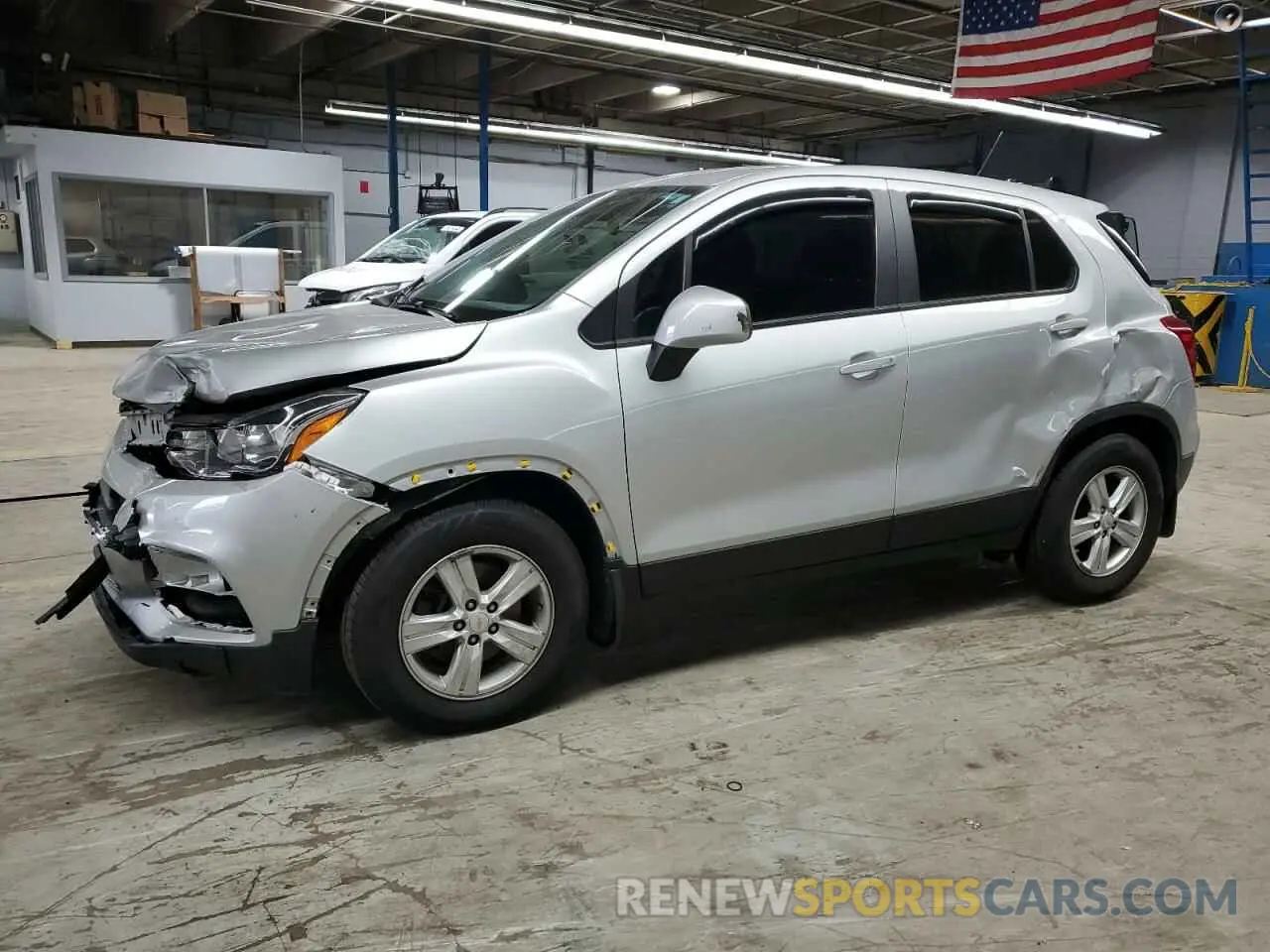 1 Photograph of a damaged car KL7CJKSB7LB327991 CHEVROLET TRAX 2020
