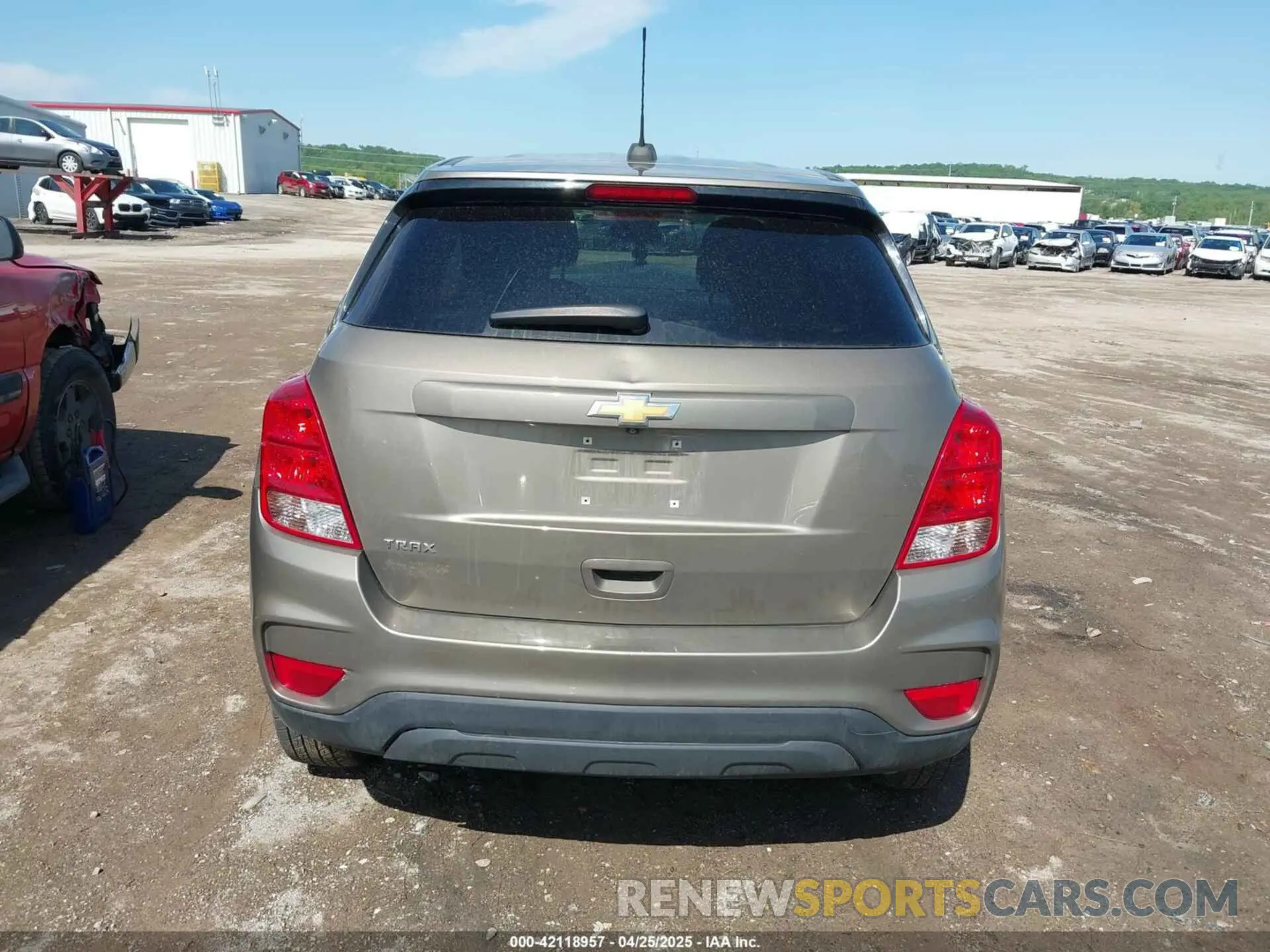 16 Фотография поврежденного автомобиля KL7CJKSB7LB346699 CHEVROLET TRAX 2020