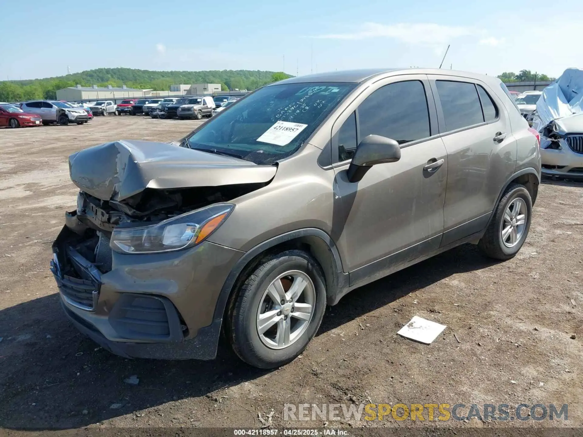 2 Фотография поврежденного автомобиля KL7CJKSB7LB346699 CHEVROLET TRAX 2020
