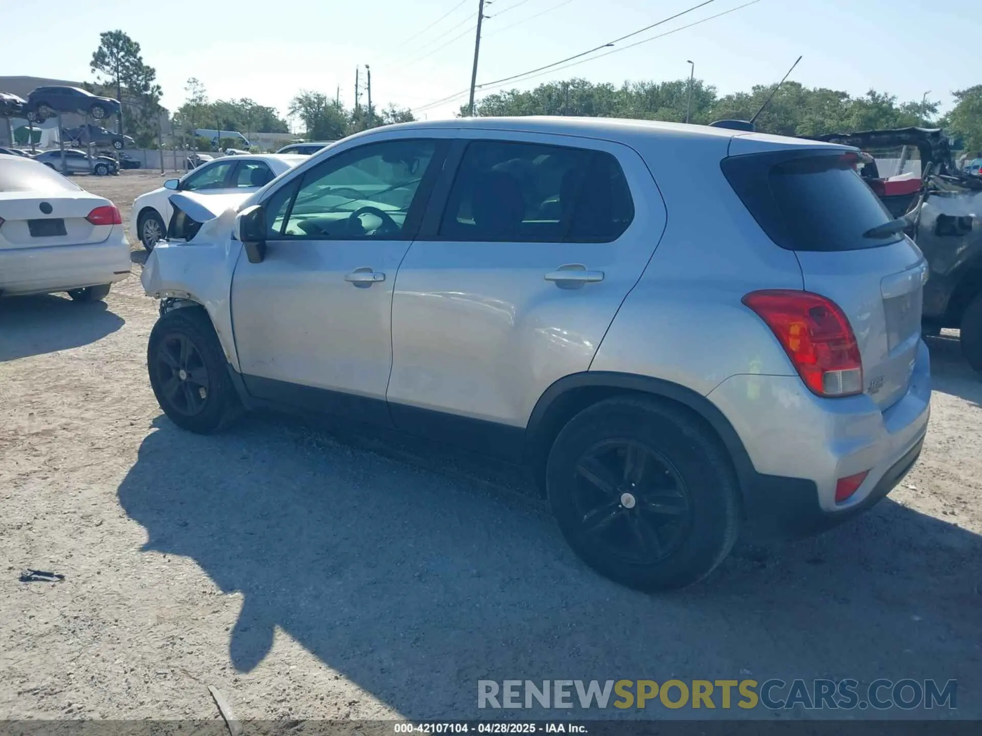 3 Photograph of a damaged car KL7CJKSB8LB033001 CHEVROLET TRAX 2020