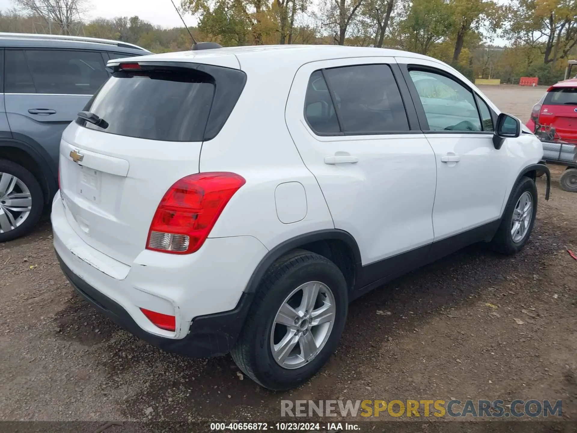 4 Photograph of a damaged car KL7CJKSB8LB074986 CHEVROLET TRAX 2020