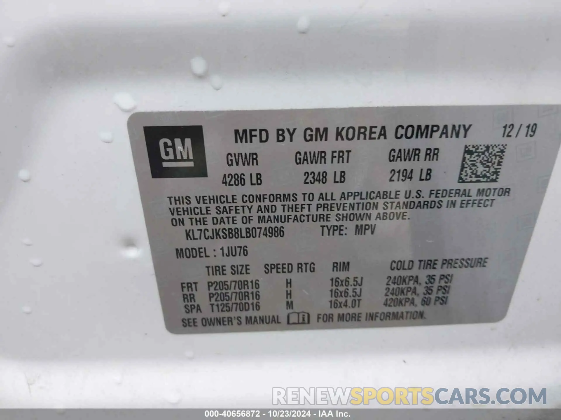 9 Photograph of a damaged car KL7CJKSB8LB074986 CHEVROLET TRAX 2020