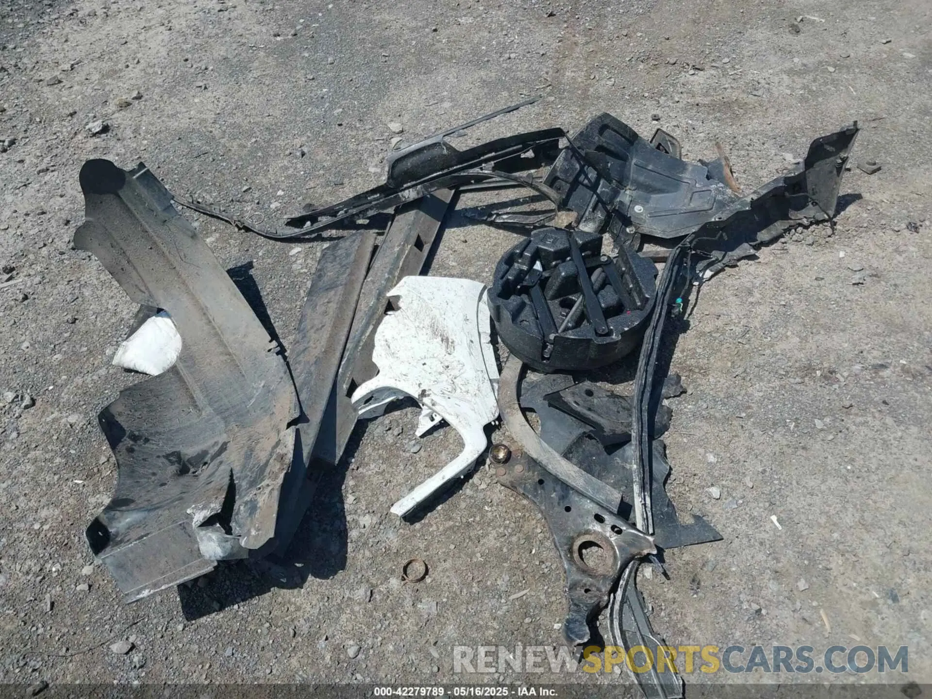 11 Фотография поврежденного автомобиля KL7CJKSB9LB051684 CHEVROLET TRAX 2020