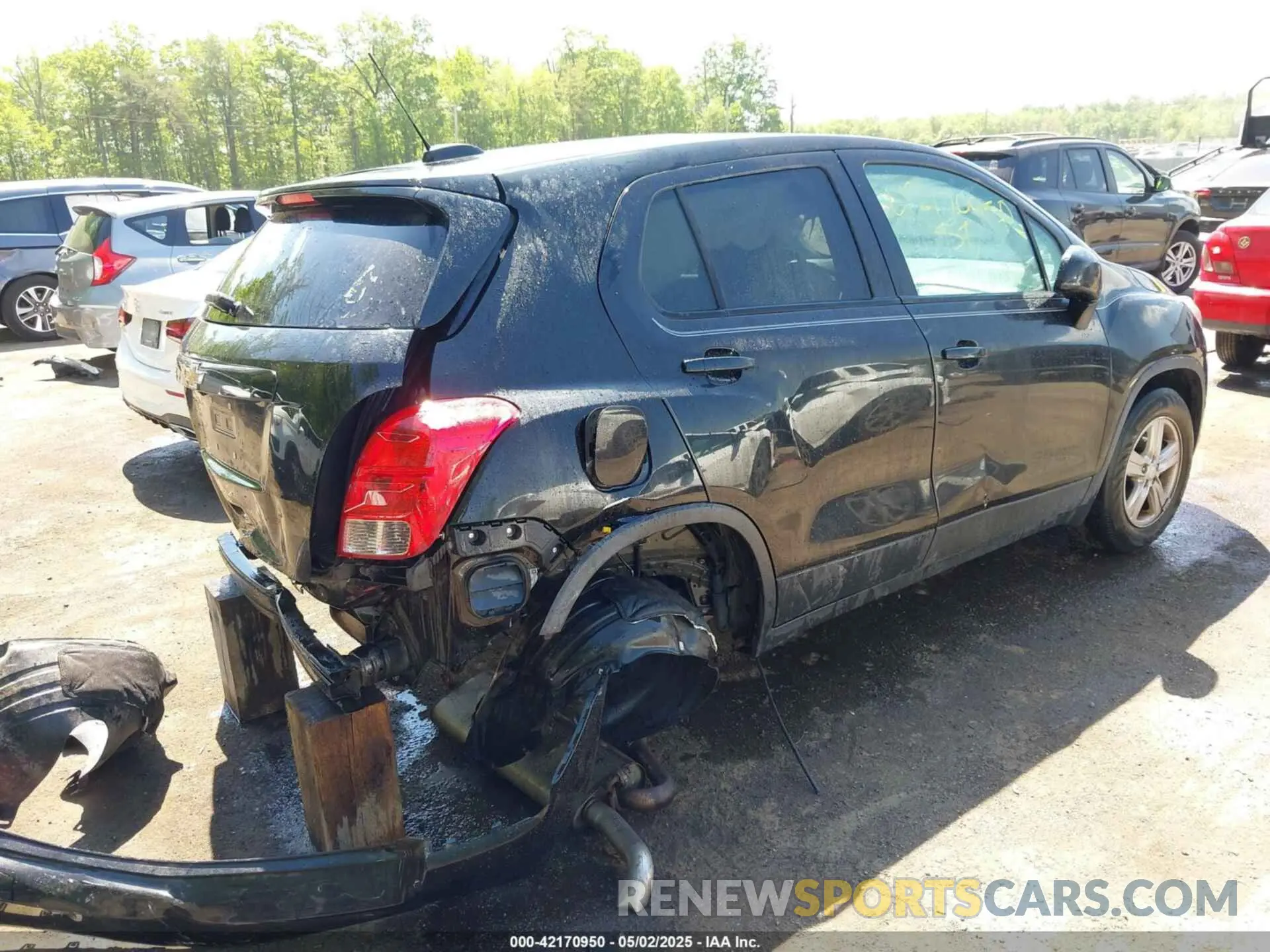 4 Фотография поврежденного автомобиля KL7CJKSB9LB067027 CHEVROLET TRAX 2020