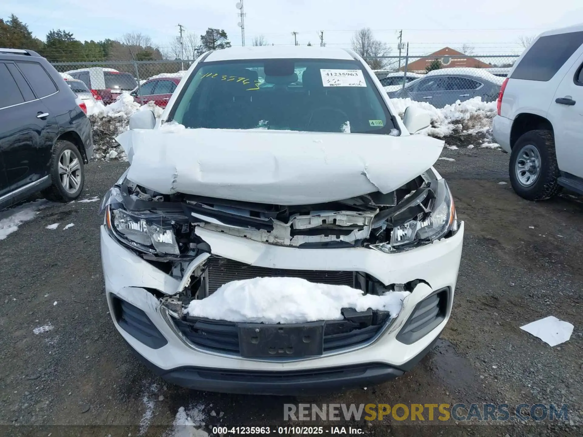12 Photograph of a damaged car KL7CJKSB9LB079128 CHEVROLET TRAX 2020