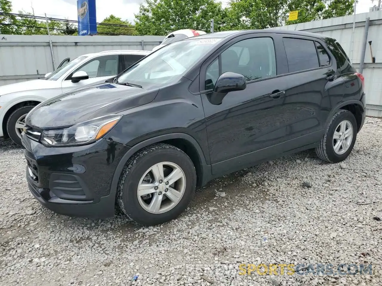1 Photograph of a damaged car KL7CJKSB9LB090985 CHEVROLET TRAX 2020