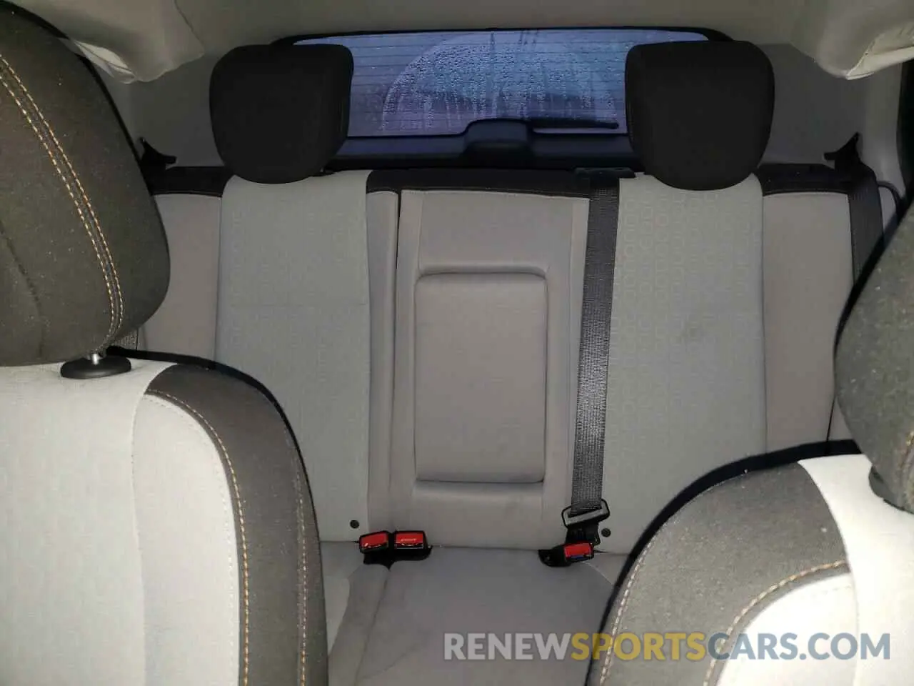 10 Фотография поврежденного автомобиля KL7CJKSB9LB354271 CHEVROLET TRAX 2020