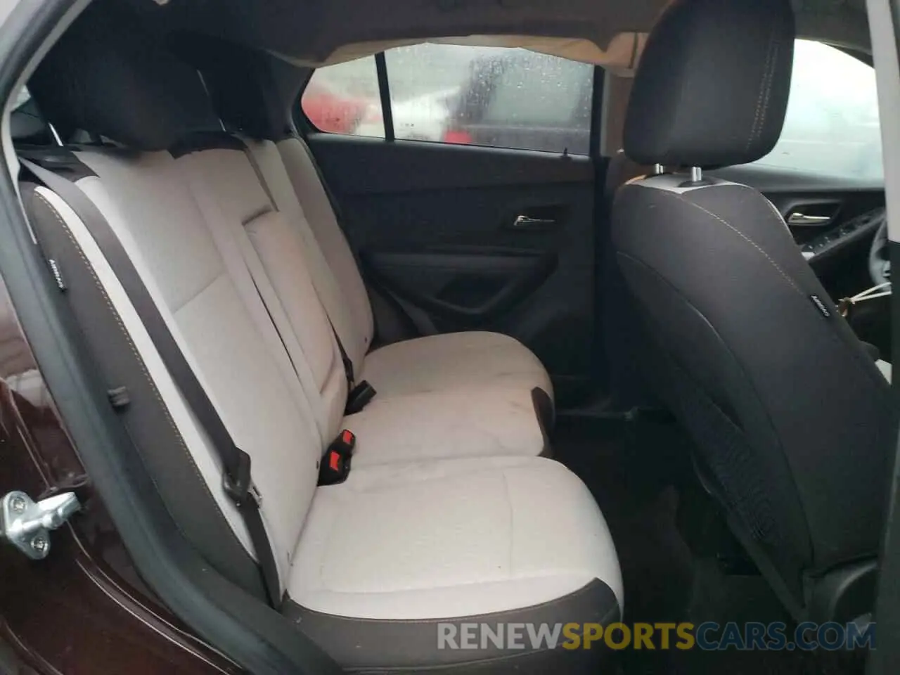 11 Фотография поврежденного автомобиля KL7CJKSB9LB354271 CHEVROLET TRAX 2020
