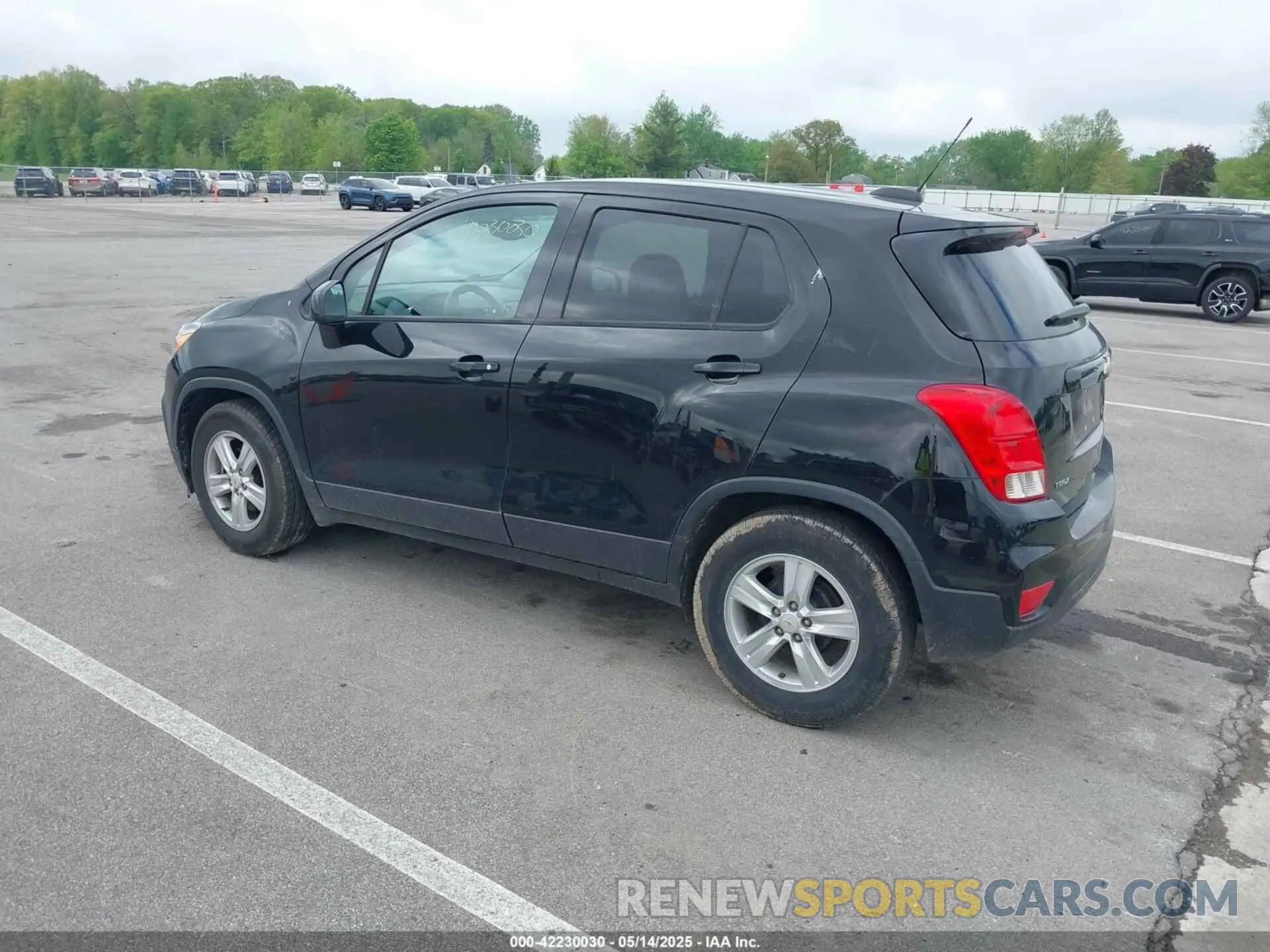 3 Photograph of a damaged car KL7CJKSBXLB020458 CHEVROLET TRAX 2020