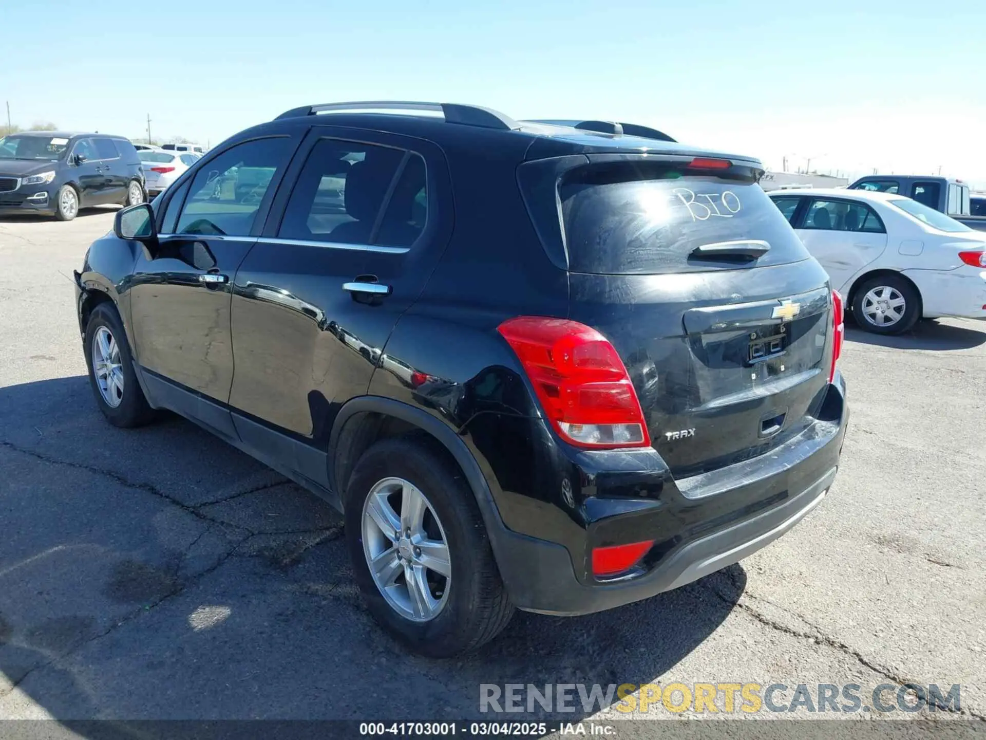 3 Фотография поврежденного автомобиля KL7CJLSB0LB042443 CHEVROLET TRAX 2020