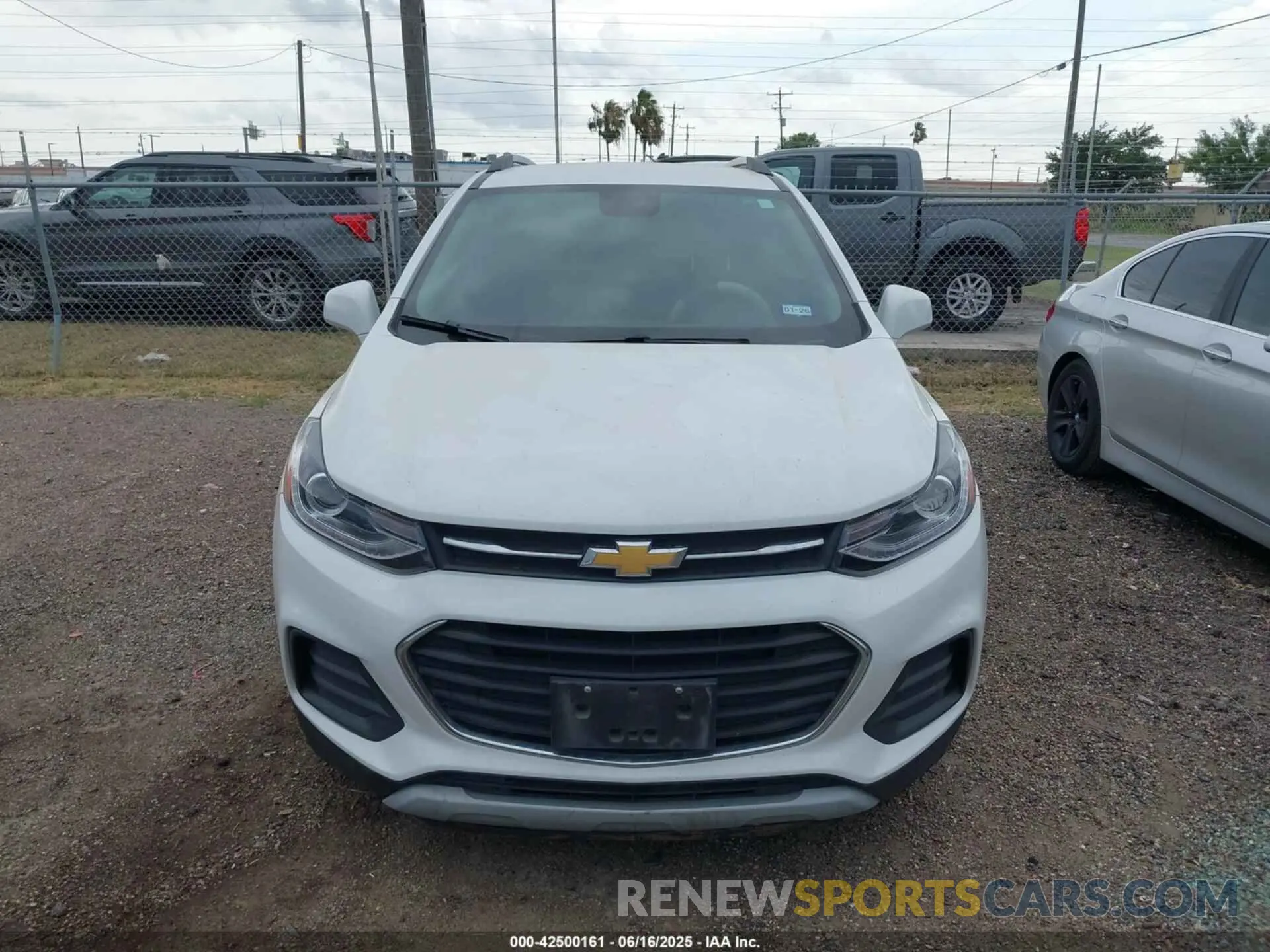 12 Photograph of a damaged car KL7CJLSB1LB058487 CHEVROLET TRAX 2020