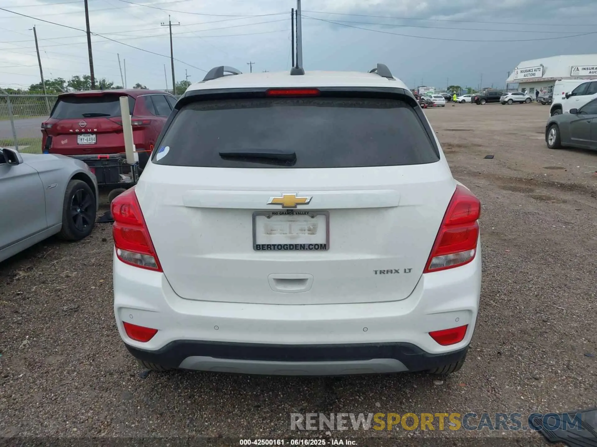 16 Photograph of a damaged car KL7CJLSB1LB058487 CHEVROLET TRAX 2020