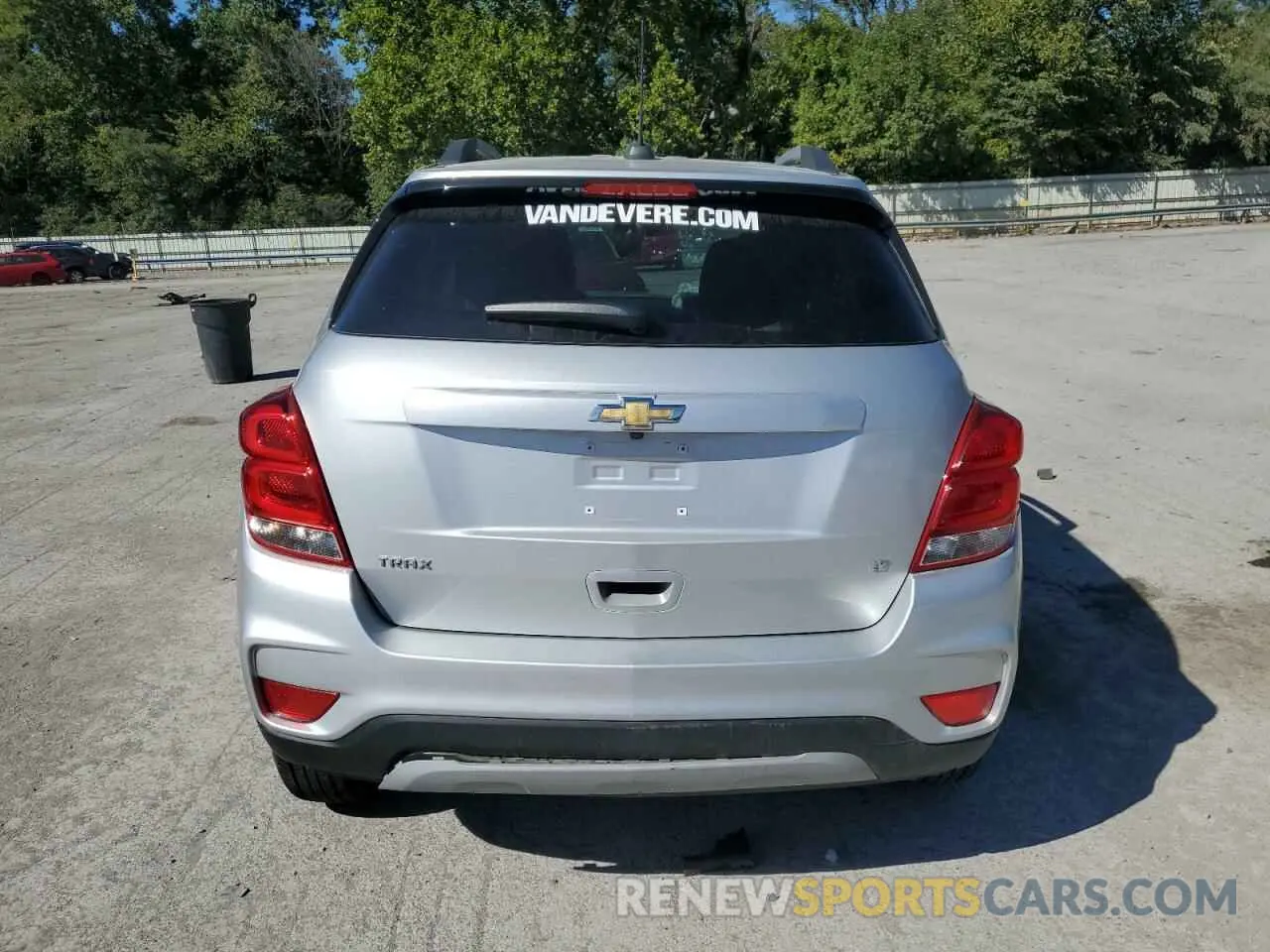 6 Photograph of a damaged car KL7CJLSB2LB001554 CHEVROLET TRAX 2020