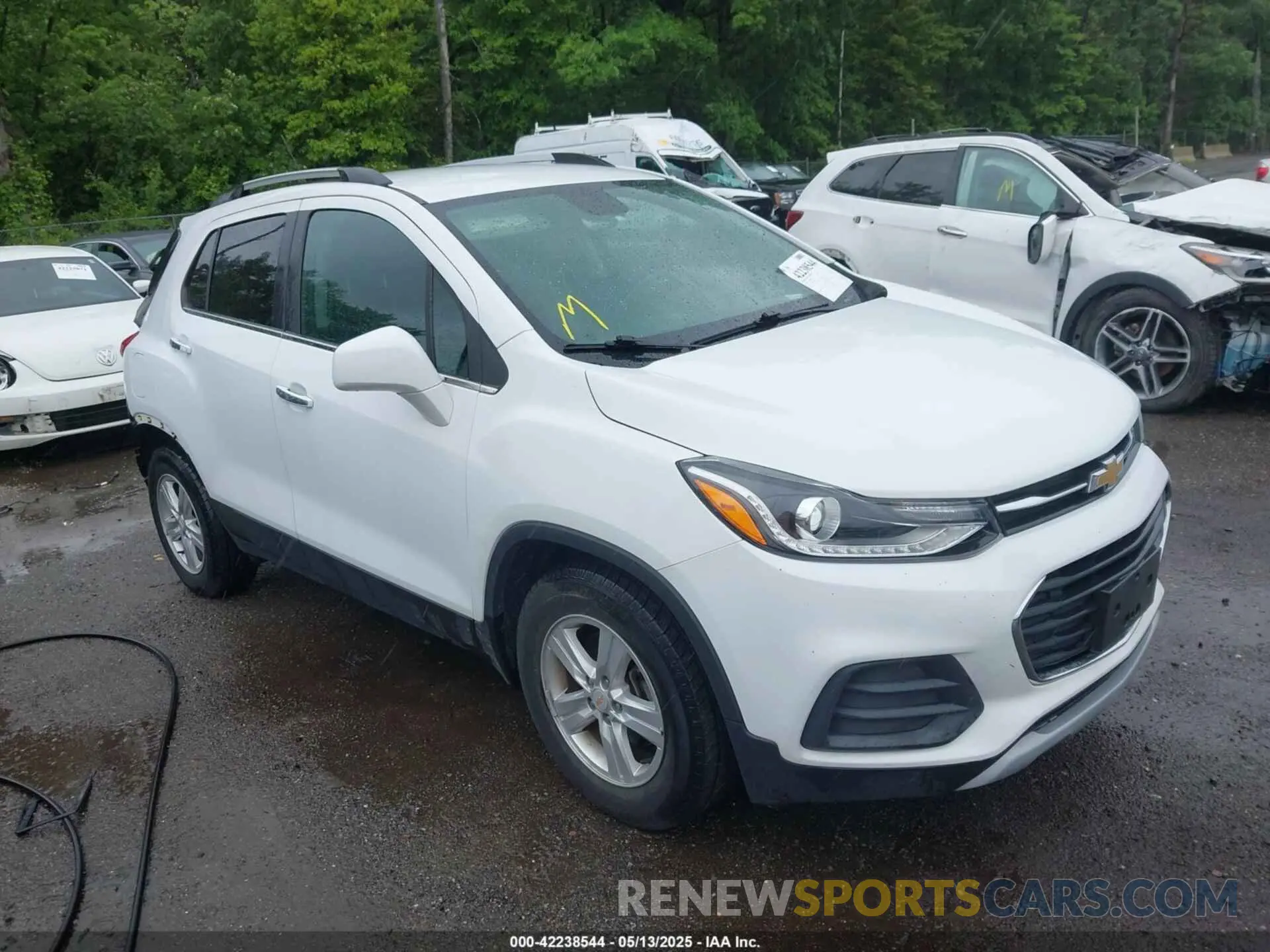 1 Фотография поврежденного автомобиля KL7CJLSB2LB006897 CHEVROLET TRAX 2020