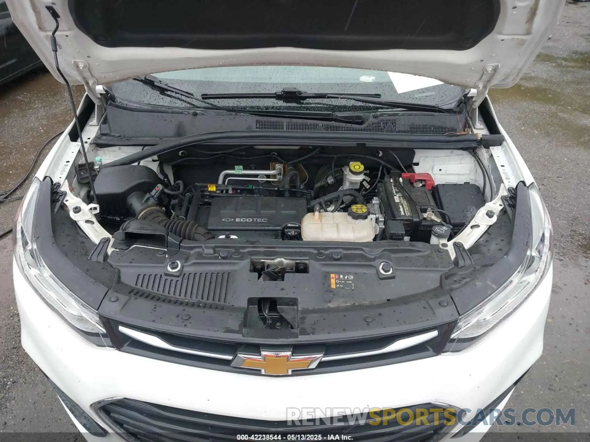 10 Фотография поврежденного автомобиля KL7CJLSB2LB006897 CHEVROLET TRAX 2020