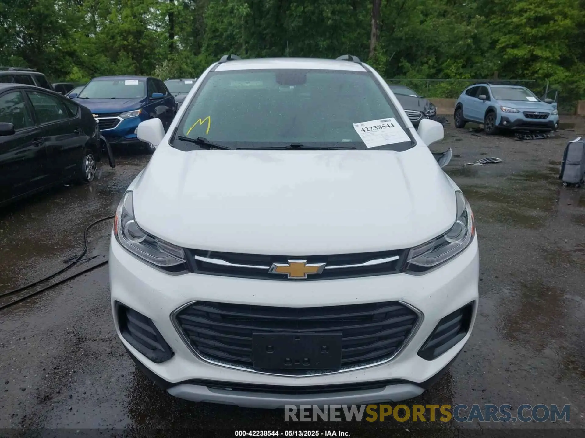 13 Фотография поврежденного автомобиля KL7CJLSB2LB006897 CHEVROLET TRAX 2020