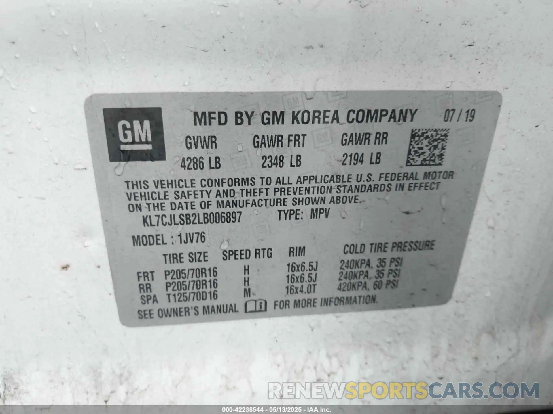 9 Фотография поврежденного автомобиля KL7CJLSB2LB006897 CHEVROLET TRAX 2020