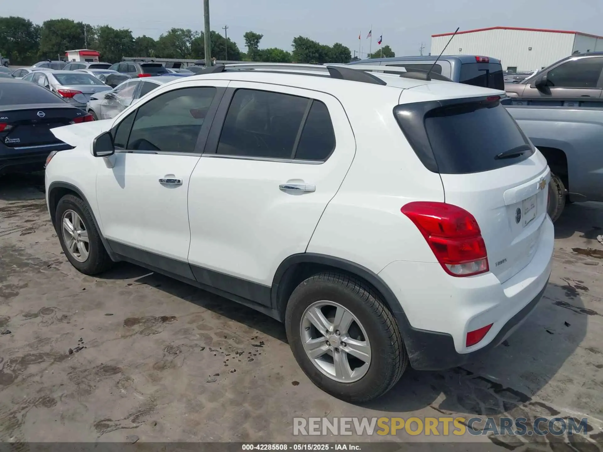 3 Photograph of a damaged car KL7CJLSB2LB009170 CHEVROLET TRAX 2020