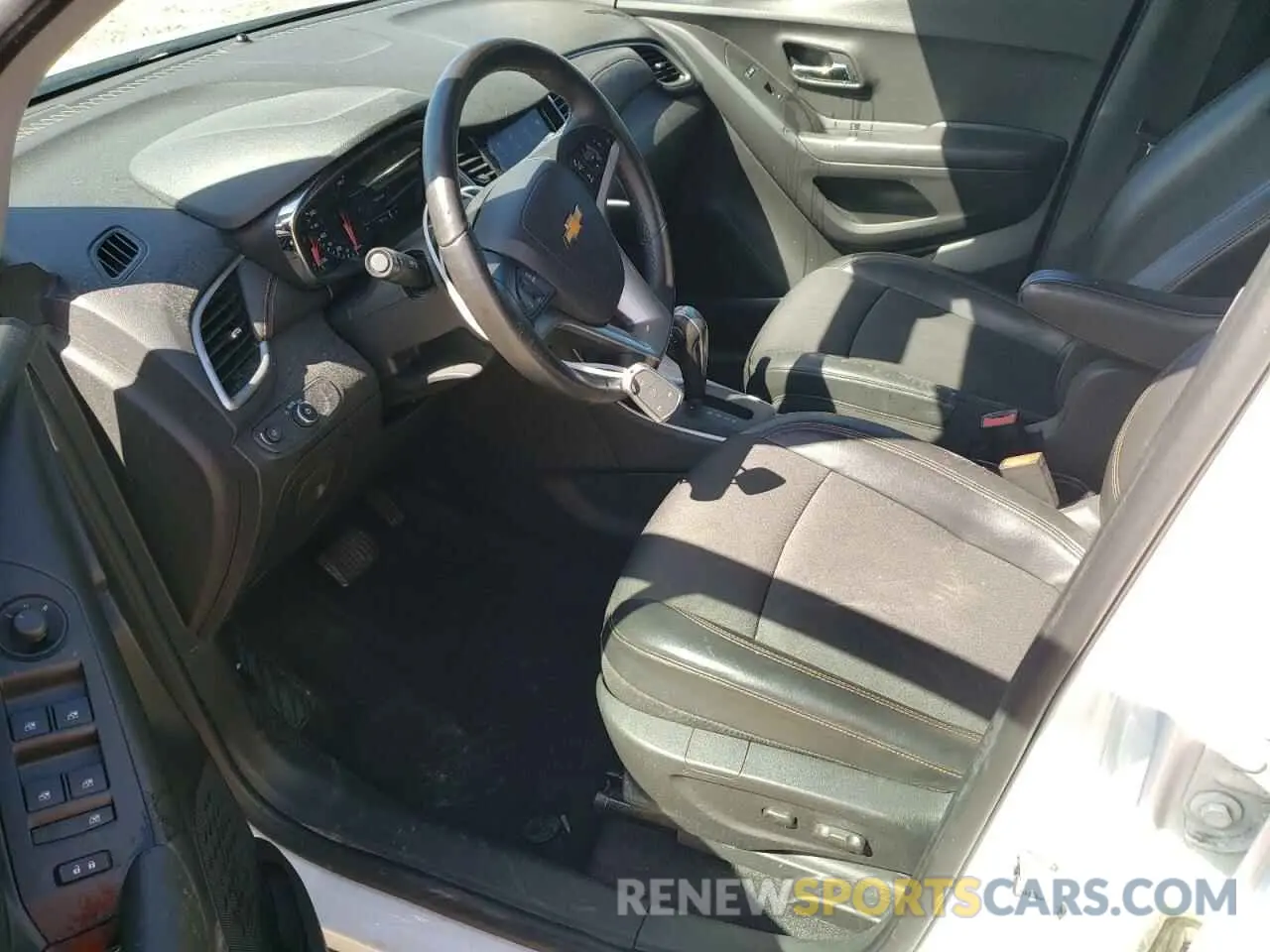 7 Photograph of a damaged car KL7CJLSB2LB093359 CHEVROLET TRAX 2020
