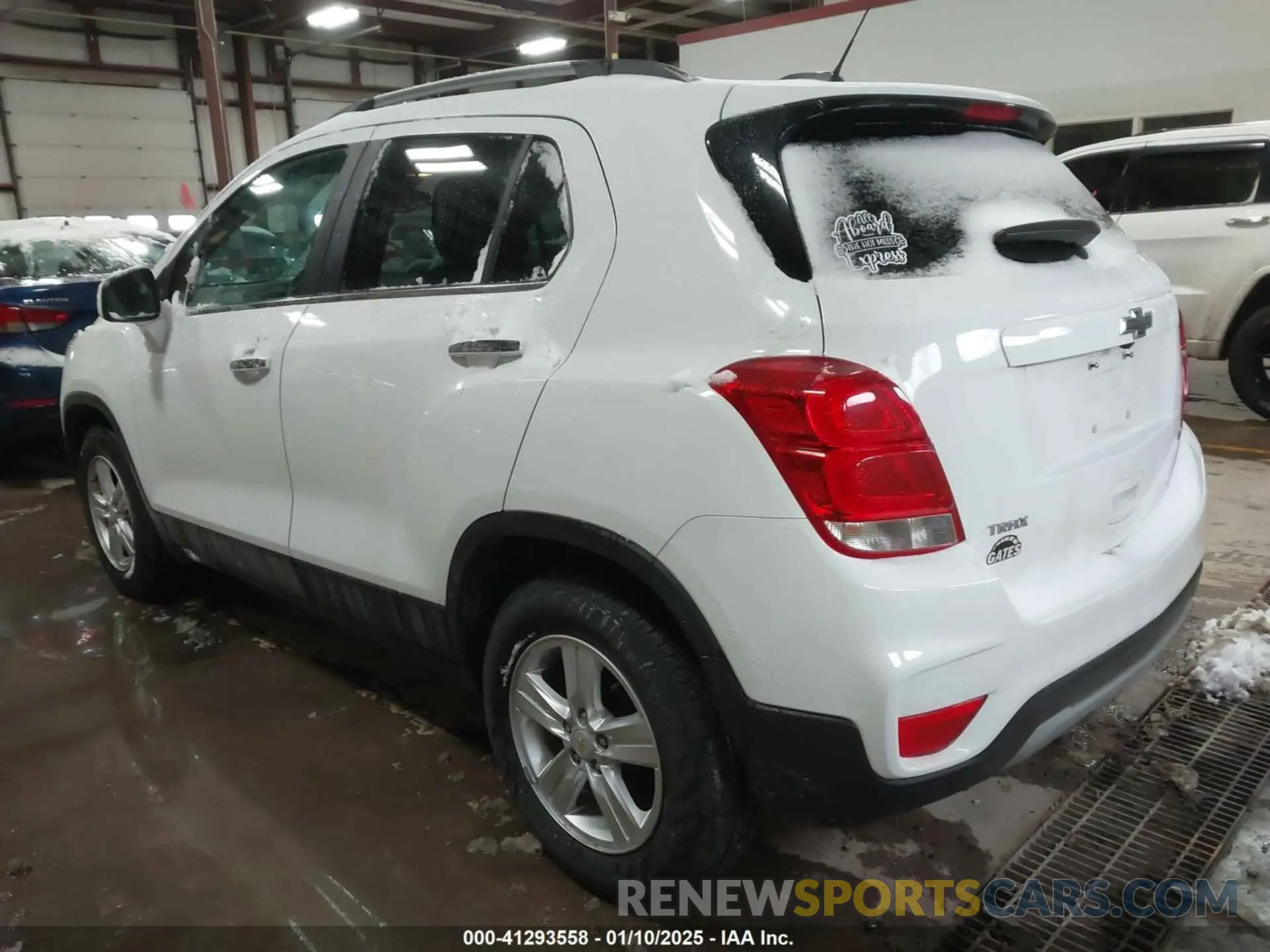 3 Photograph of a damaged car KL7CJLSB3LB072231 CHEVROLET TRAX 2020