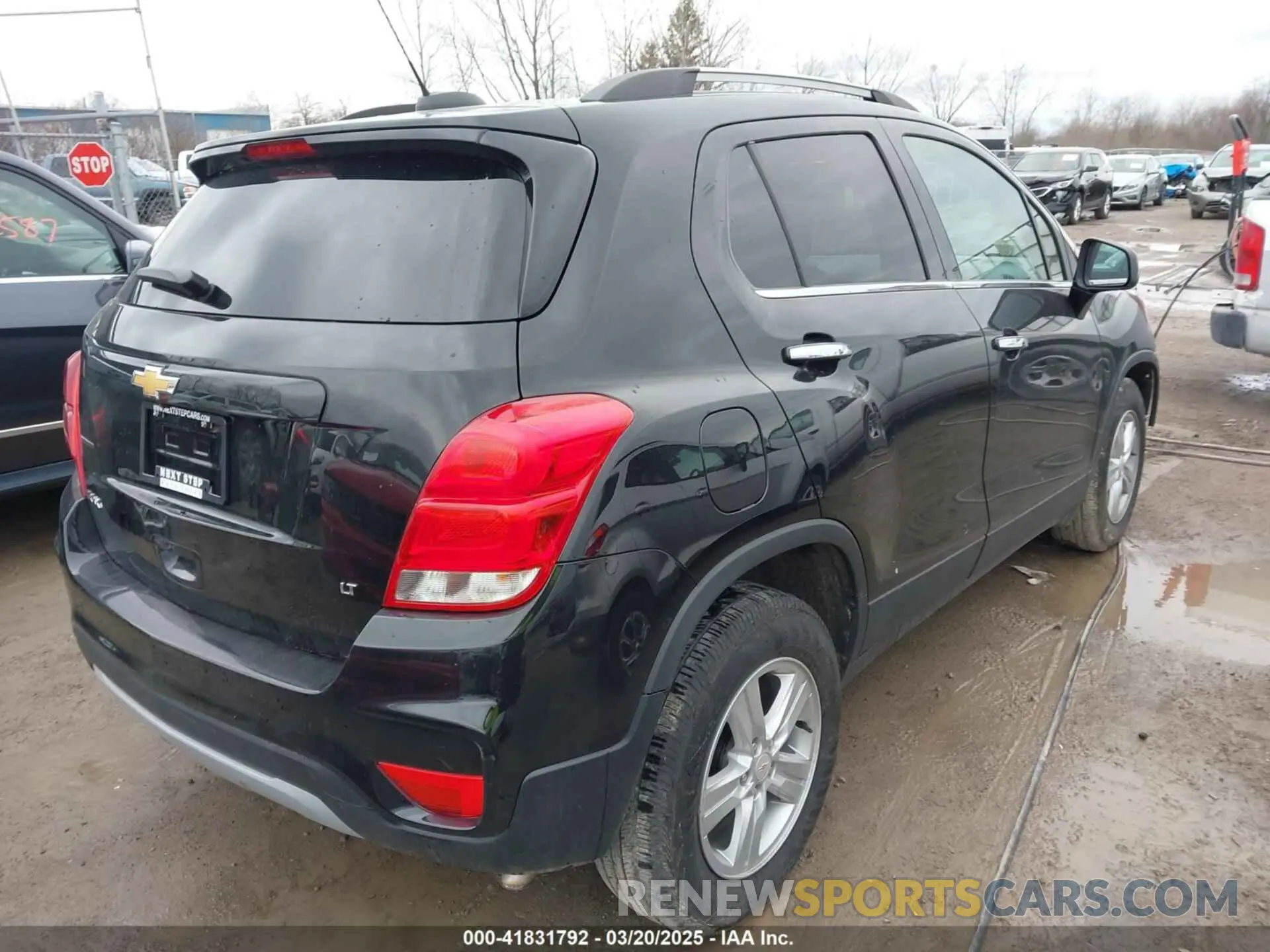 4 Фотография поврежденного автомобиля KL7CJLSB4LB092584 CHEVROLET TRAX 2020