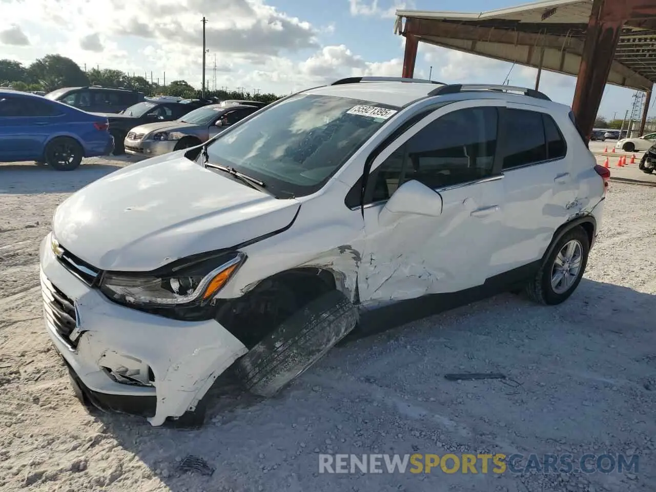 1 Photograph of a damaged car KL7CJLSB4LB339988 CHEVROLET TRAX 2020