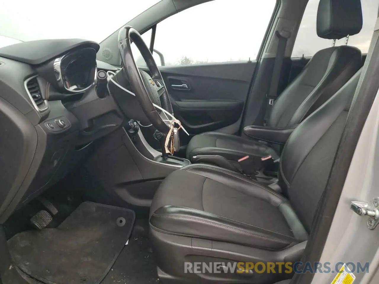 7 Photograph of a damaged car KL7CJLSB5LB018011 CHEVROLET TRAX 2020