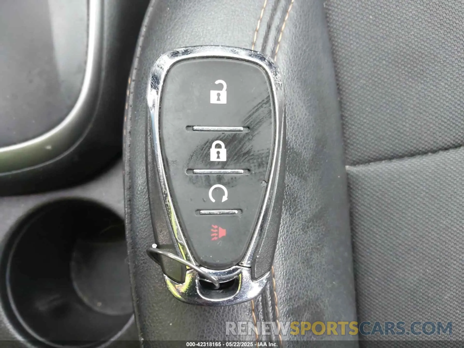11 Фотография поврежденного автомобиля KL7CJLSB5LB321953 CHEVROLET TRAX 2020