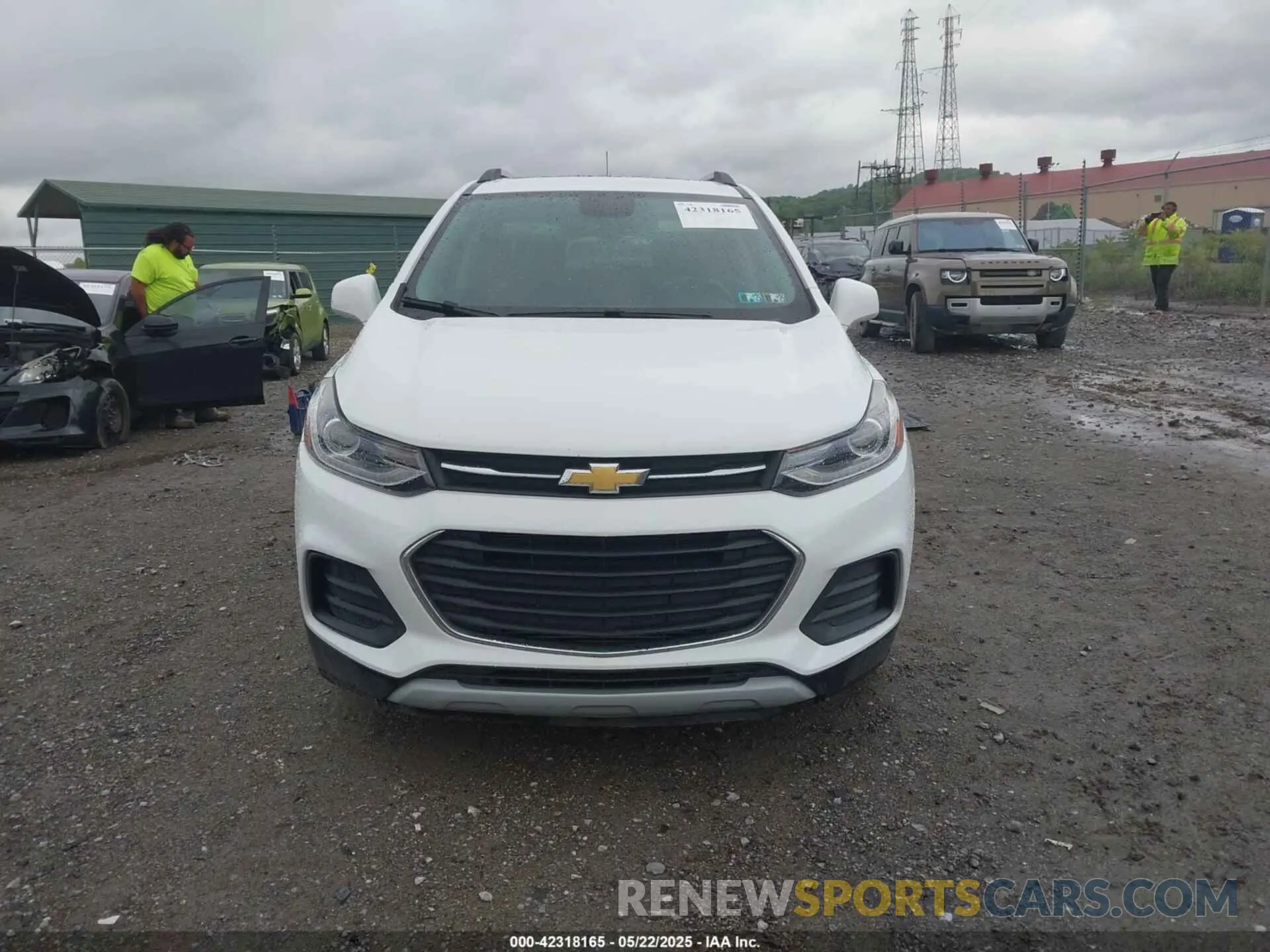12 Фотография поврежденного автомобиля KL7CJLSB5LB321953 CHEVROLET TRAX 2020