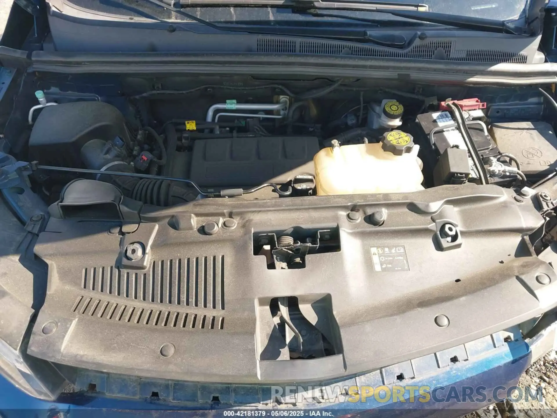 10 Фотография поврежденного автомобиля KL7CJLSB5LB337747 CHEVROLET TRAX 2020