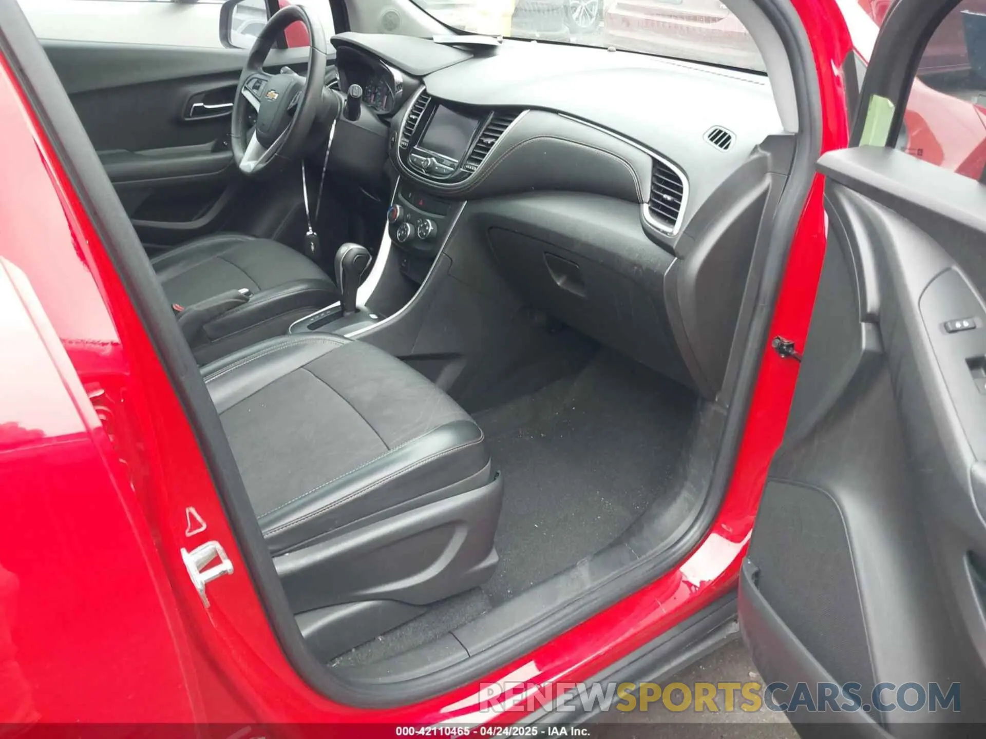 5 Фотография поврежденного автомобиля KL7CJLSB5LB343435 CHEVROLET TRAX 2020