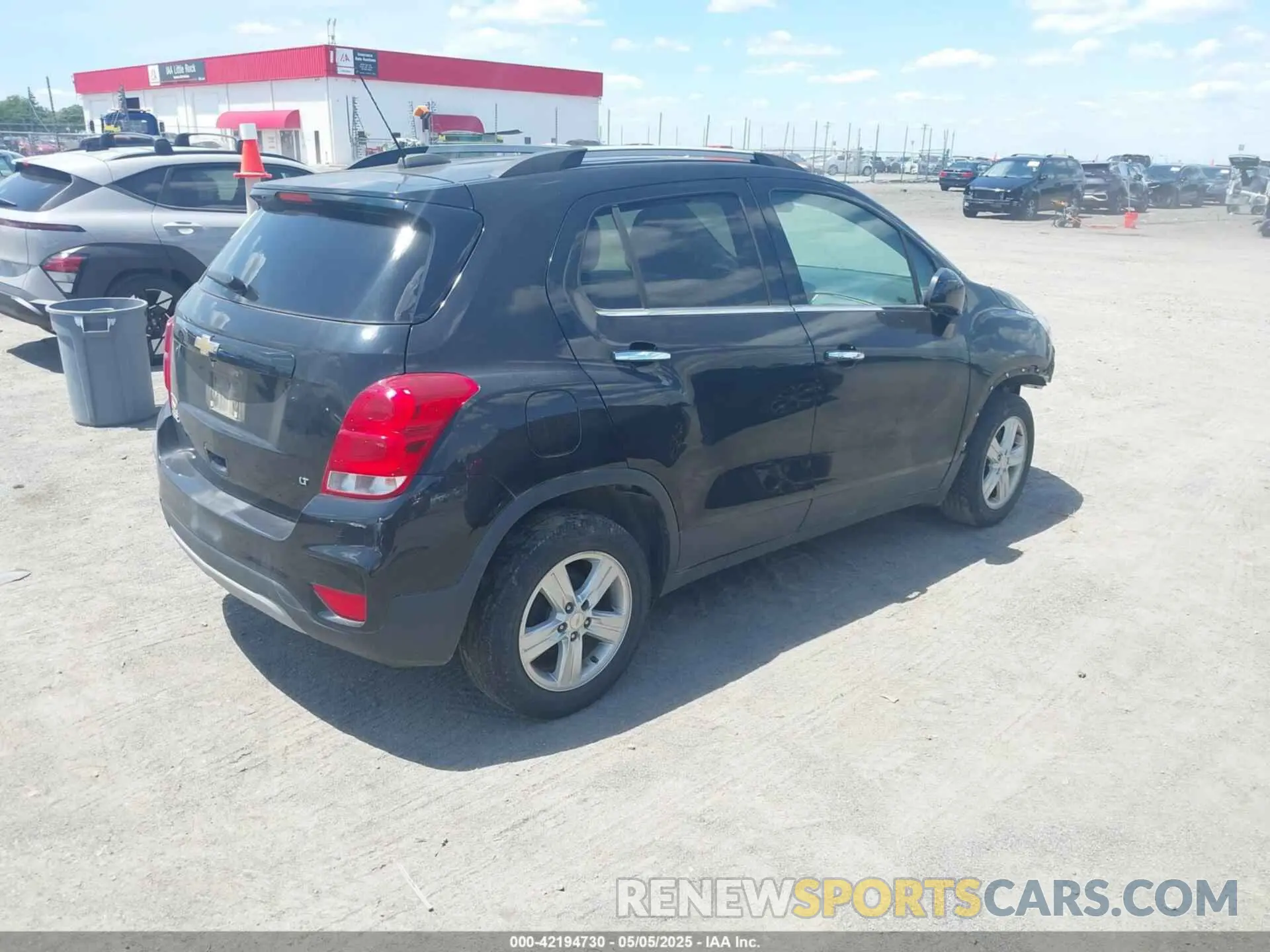 4 Фотография поврежденного автомобиля KL7CJLSB6LB014470 CHEVROLET TRAX 2020