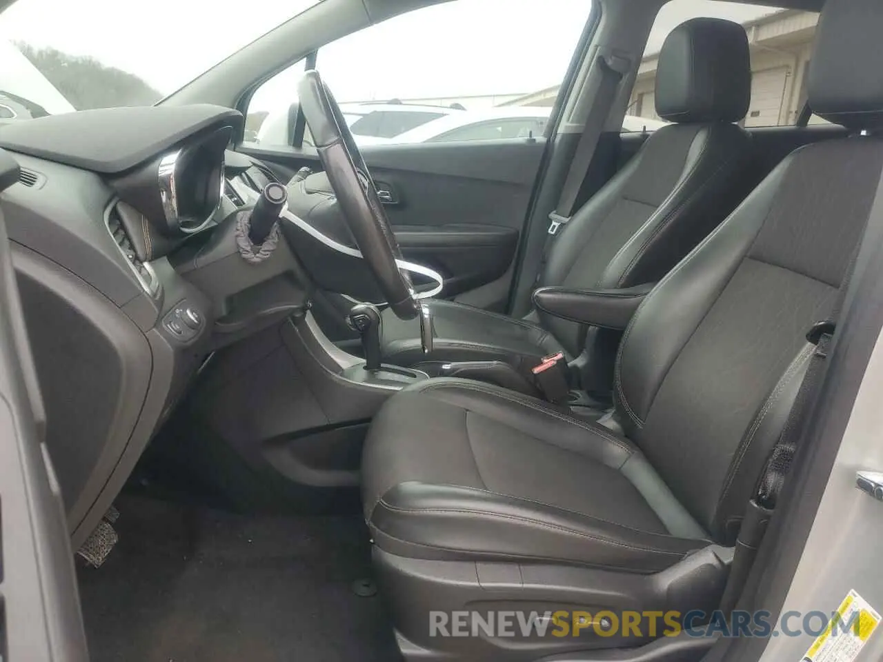 7 Photograph of a damaged car KL7CJLSB6LB025307 CHEVROLET TRAX 2020