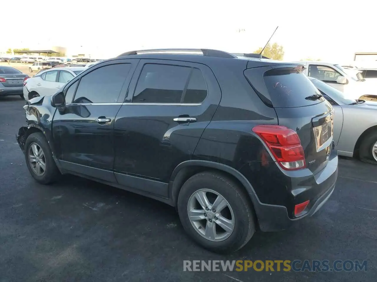 2 Photograph of a damaged car KL7CJLSB6LB027042 CHEVROLET TRAX 2020